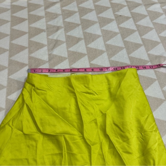 Tanya Taylor bright lime green mini skirt - Picture 4 of 5